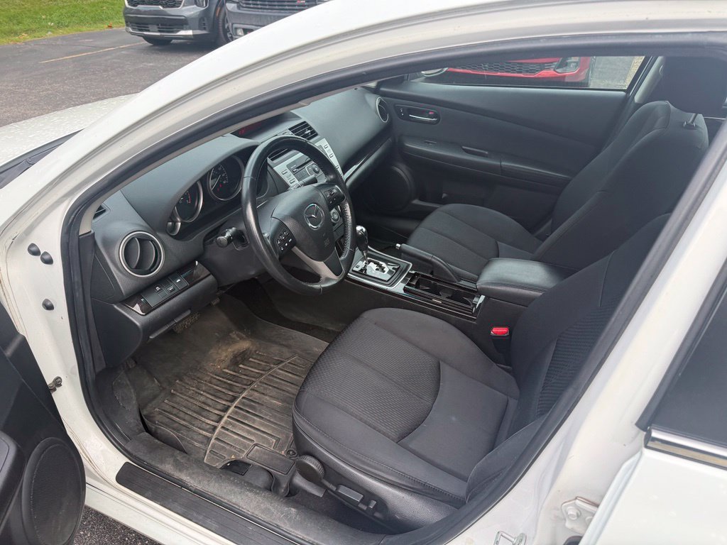 Used 2011 White Pearl Mazda i Touring Plus image 9