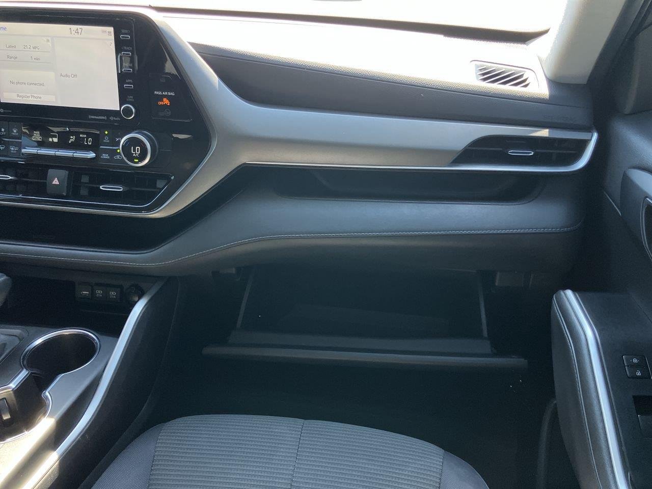 Used 2021 Gray (Magnetic Gray Metallic) Toyota LE AWD image 15