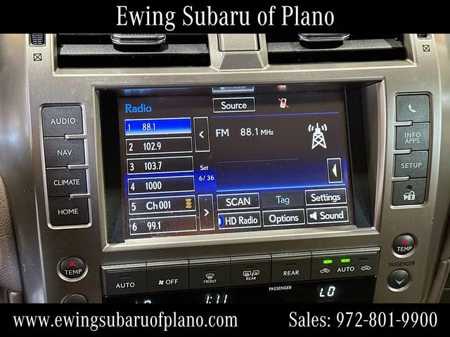 Used 2019 White Lexus 460 image 15