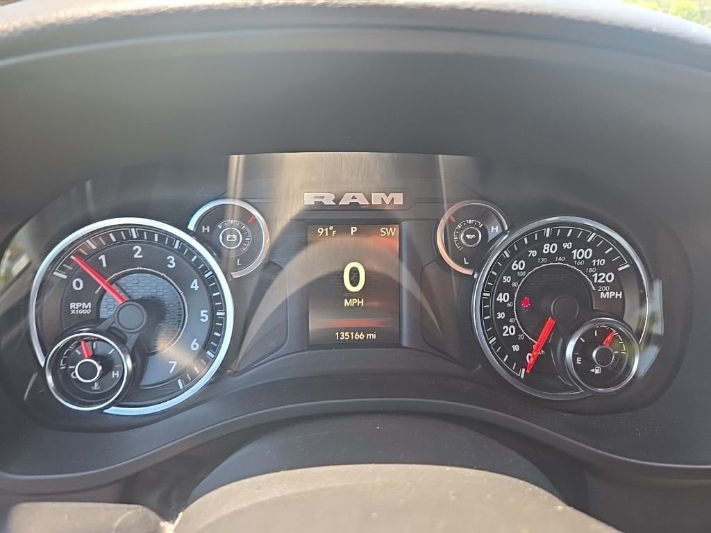 Used 2020 White Ram Big Horn/Lone Star image 8