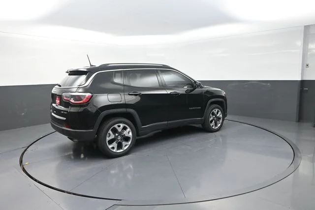 Used 2018 Black Jeep Limited image 9