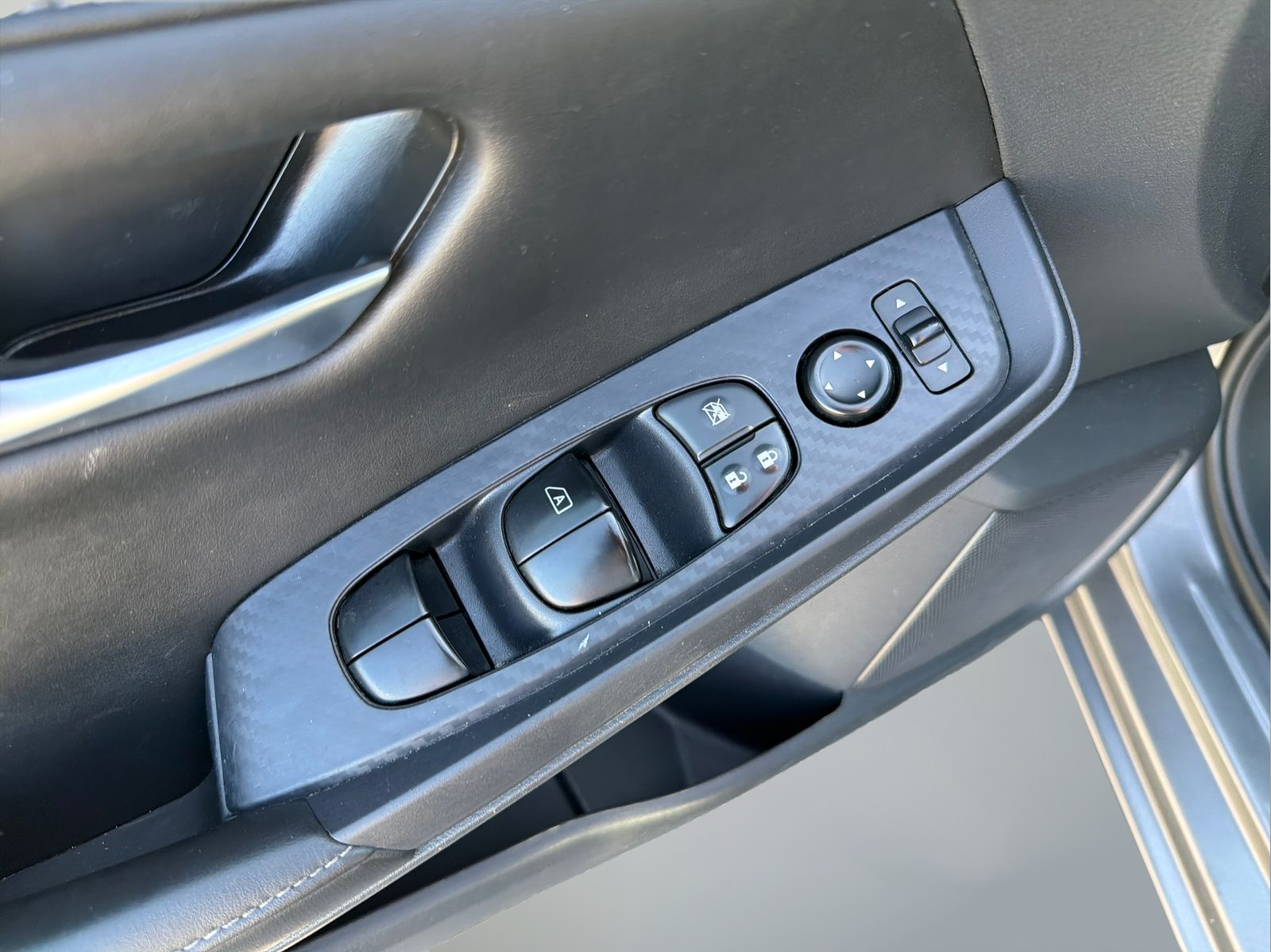 Certified Used 2024 Gray Nissan SV image 25