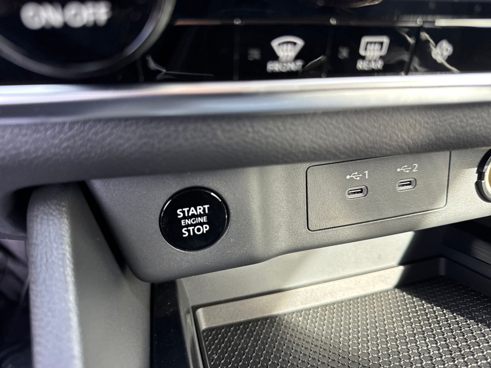 New 2026 Nissan Rogue SV 4D Sport Utility