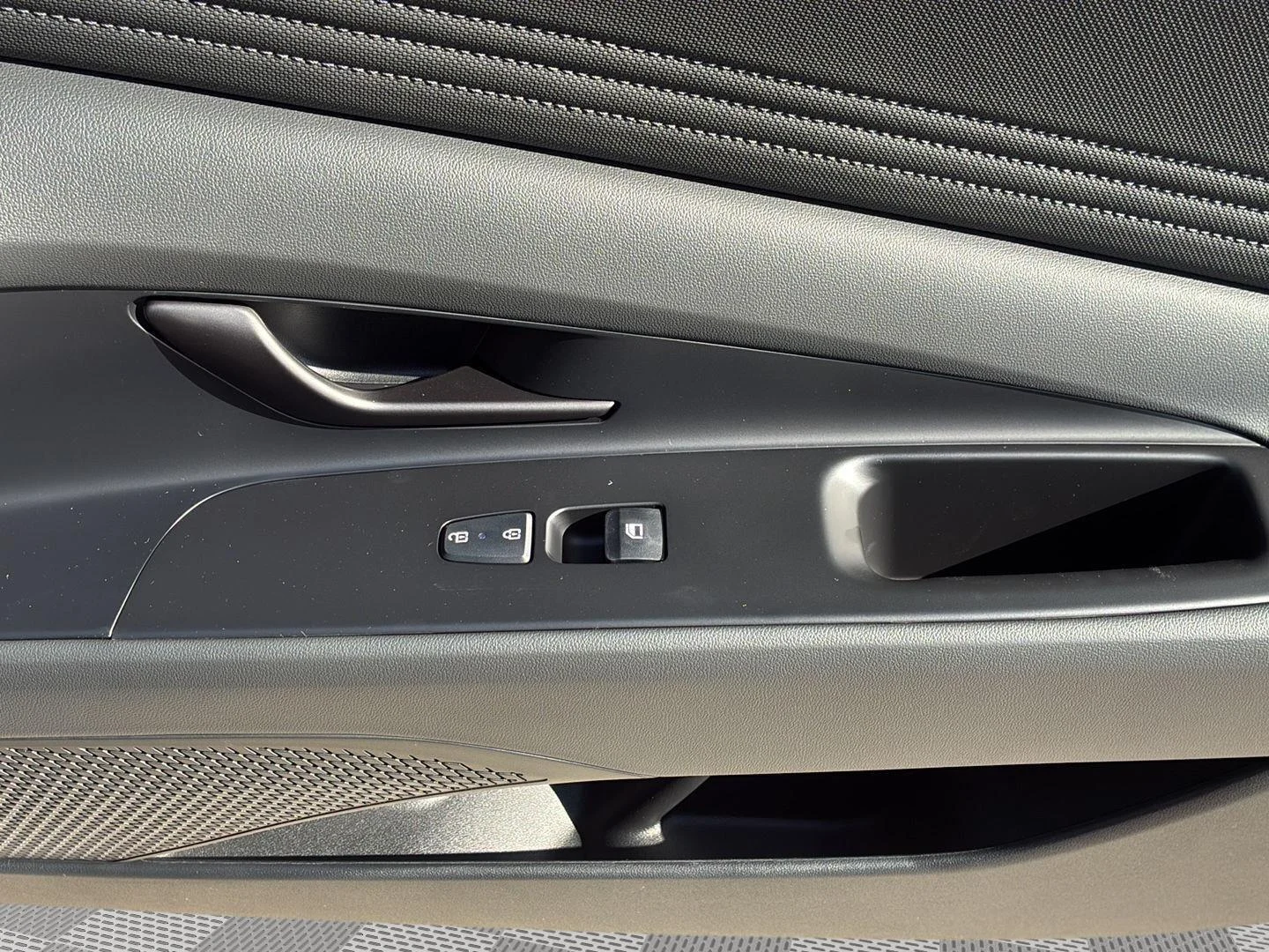 New 2026 Amazon Gray Hyundai SEL Sport Plus image 10