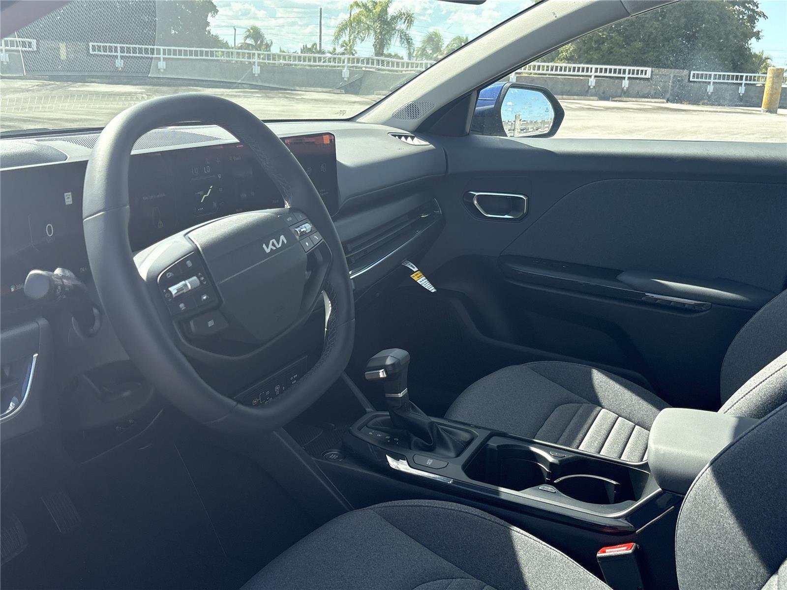 New 2025 Deep Sea Blue Kia EX image 9