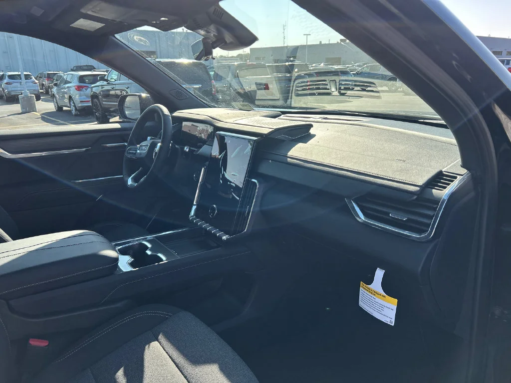 2026 GMC Acadia Elevation - Photo 39
