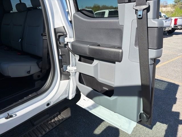New 2026 Oxford White Ford F-350® XL image 16