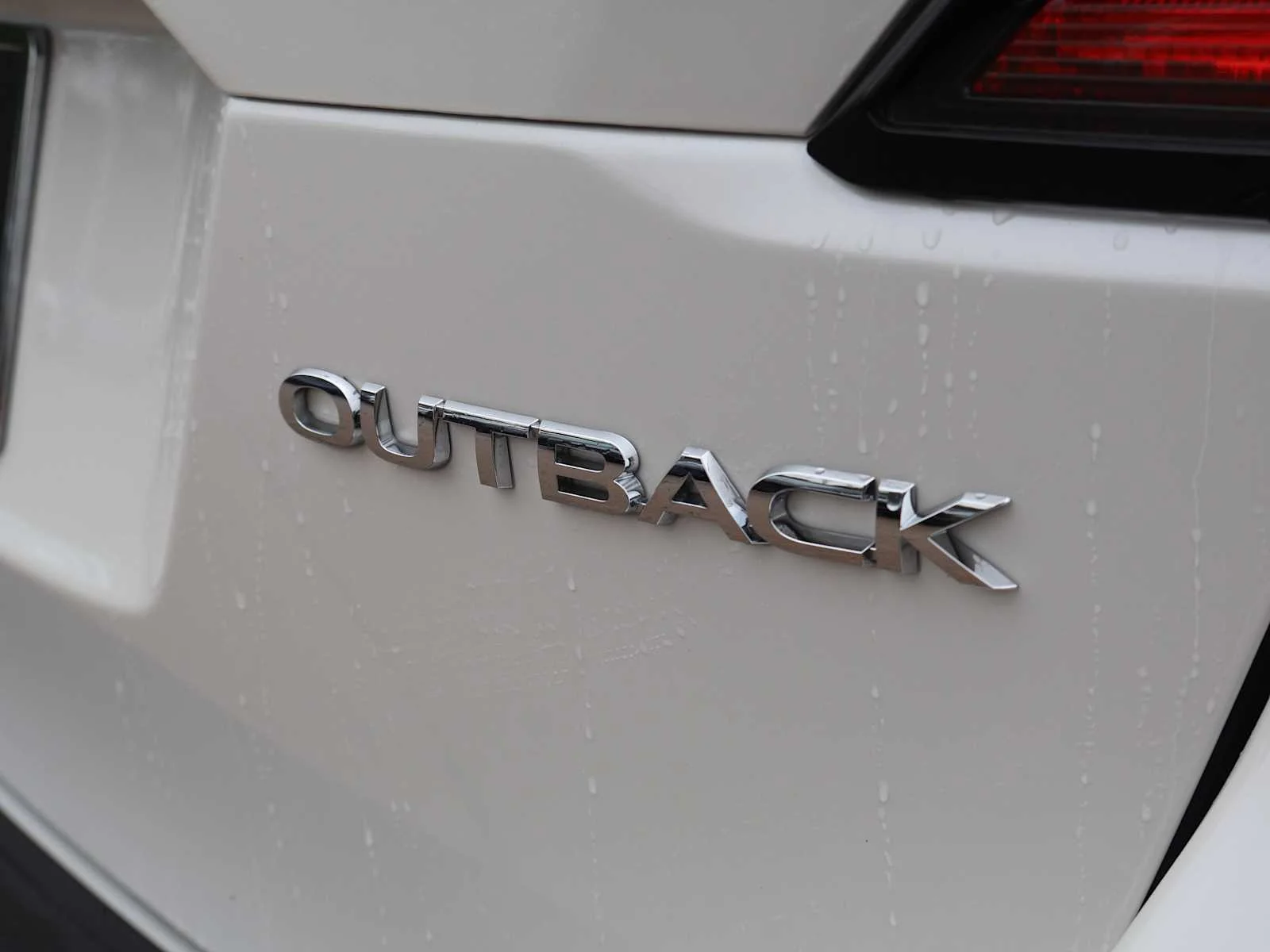 Used 2025 Crystal White Pearl Subaru Premium image 11