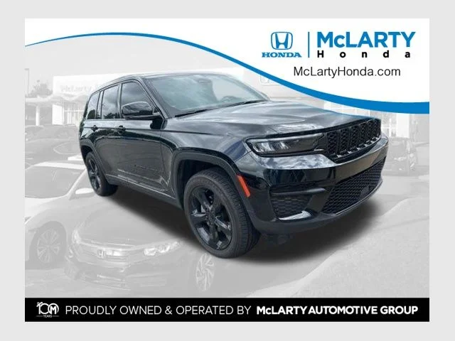 2024 Jeep Grand Cherokee Altitude X 4x4's photo