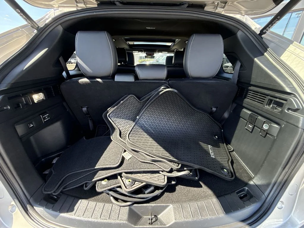 Used 2024 Silver Mazda Premium Plus image 27