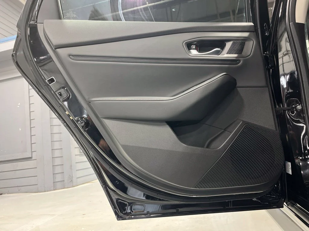 Certified Used 2025 Crystal Black Pearl Honda HYBRID TOURING image 29