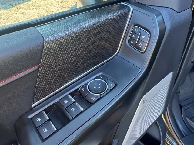 Used 2025 Green Ford Raptor image 20