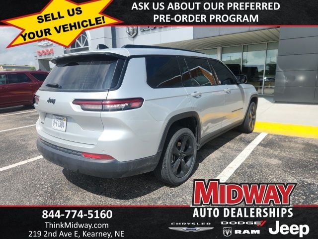 Certified Used 2023 Silver Jeep Altitude image 6