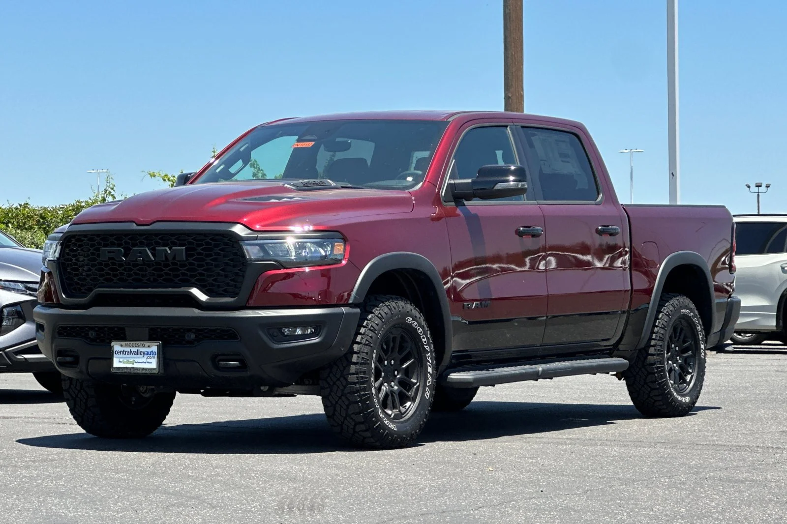 2026 RAM 1500 Rebel - Photo 8
