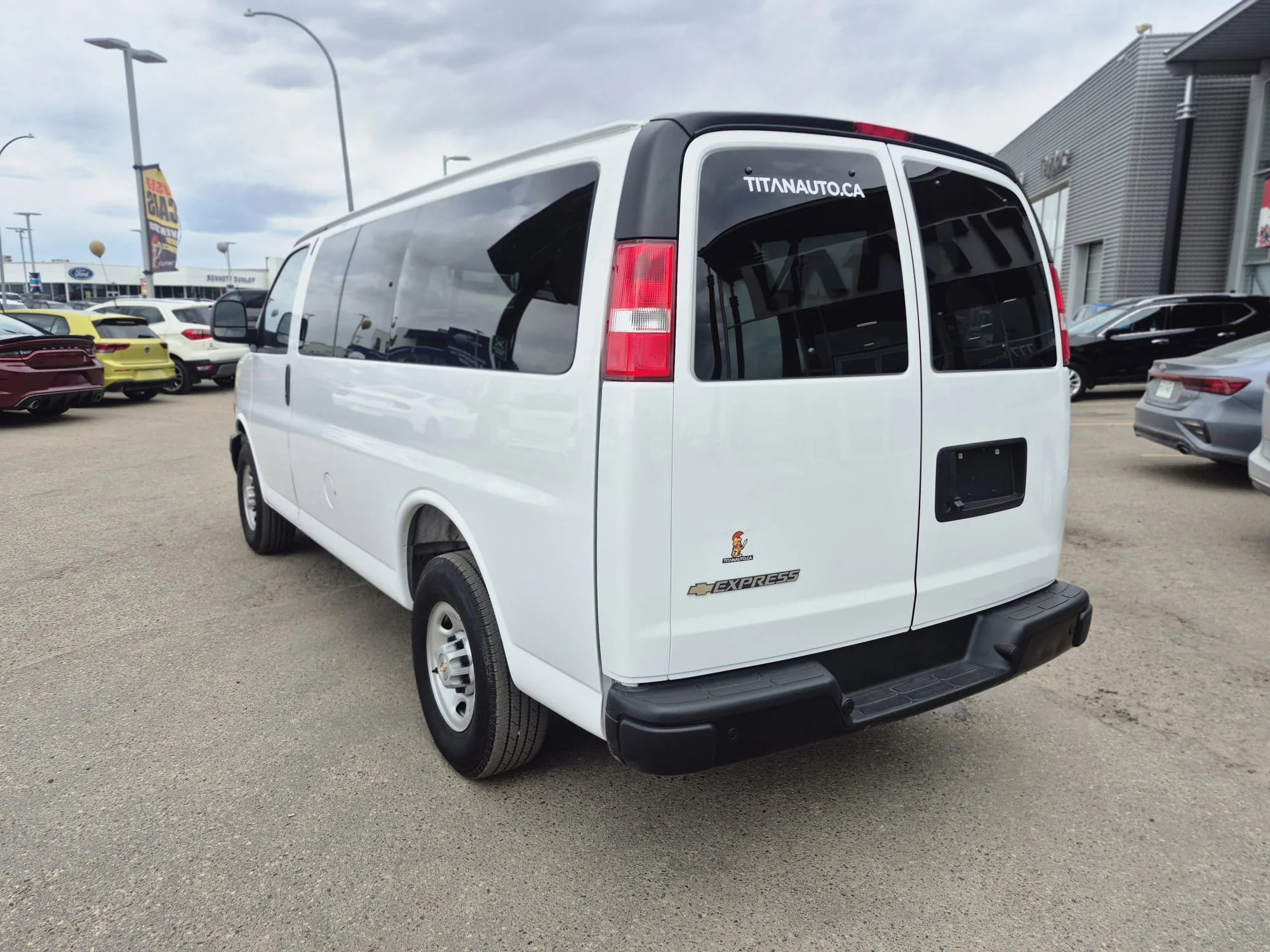Certified Used 2025 Summit White Chevrolet LS Passenger*12 Pass | 6.6L V8 | Remote Start | Rear Climate | Htd Mirrors | Rubber Lined Flooring image 13