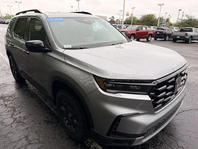 2025 Honda Pilot TrailSport