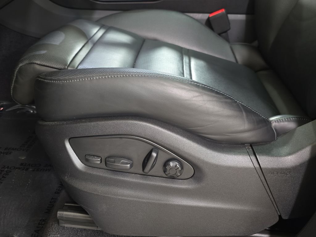 Used 2024 Gray Porsche Base image 28
