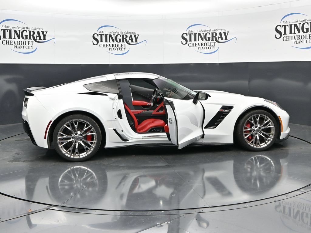 Used 2018 ARCTIC WHITE Chevrolet Z06 2LZ image 36