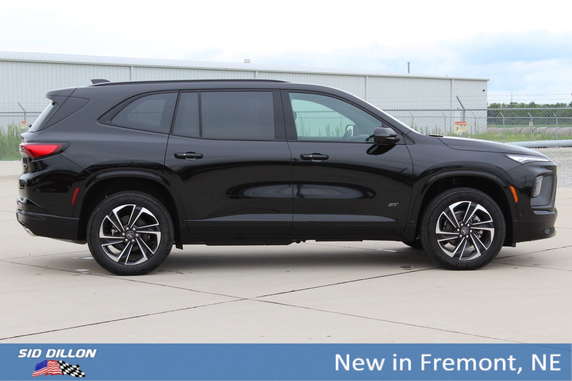 2026 Buick Enclave Sport Touring - Photo 15