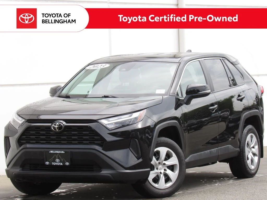 2023 Toyota RAV4 LE AWD's photo
