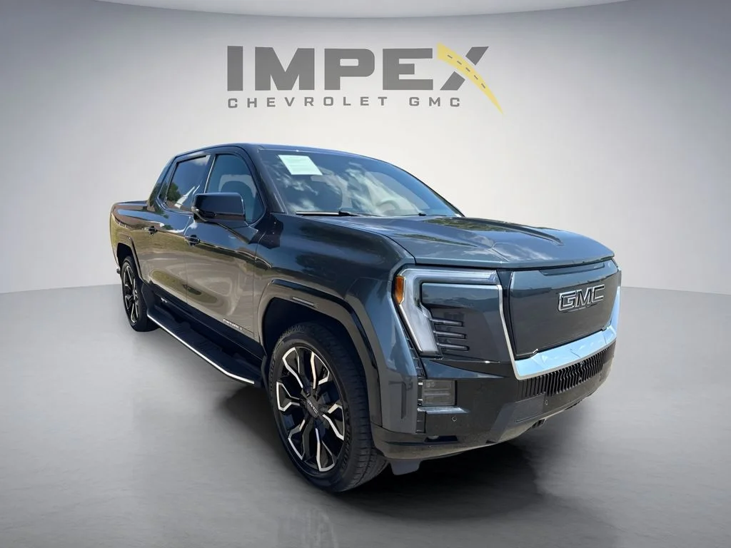 Used 2025 Blue GMC Denali image 3