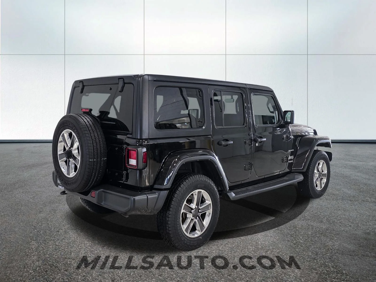 Certified Used 2021 Black Jeep Unlimited Sahara image 8