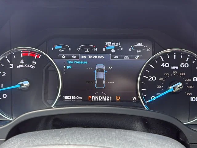 Used 2017 Black Ford Platinum image 29