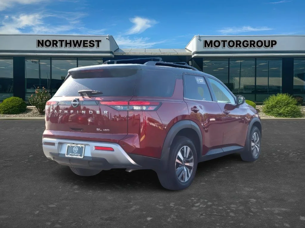 2025 Nissan Pathfinder SL - Photo 7