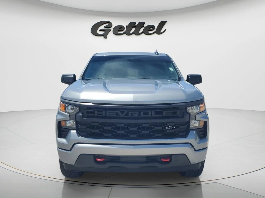 Used 2023 STERLING GRAY METALLIC Chevrolet Custom image 2