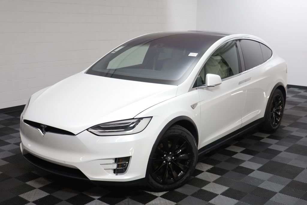 Used 2016 Tesla Model X 90D with VIN 5YJXCBE29GF003356 for sale in Naperville, IL