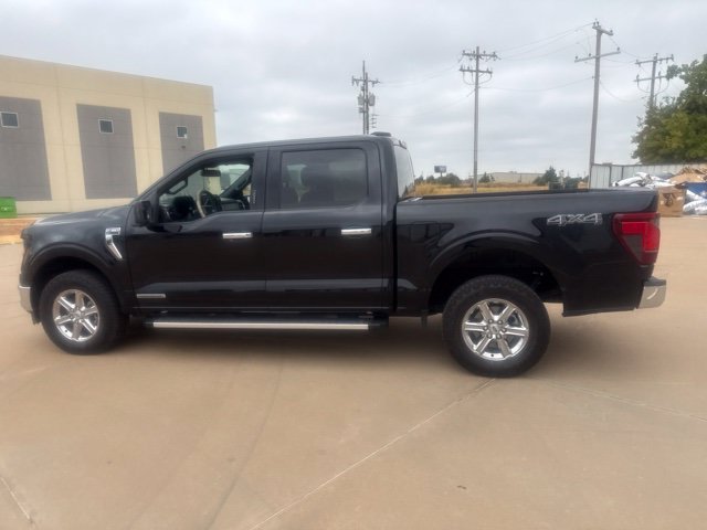 Used 2024 Black Ford XLT image 8
