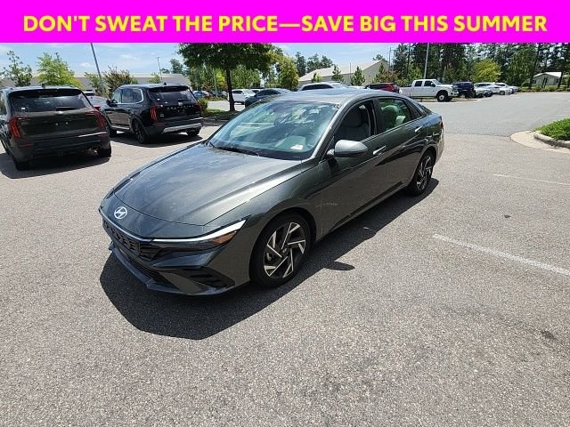 Used 2025 Gray Hyundai Limited image 4