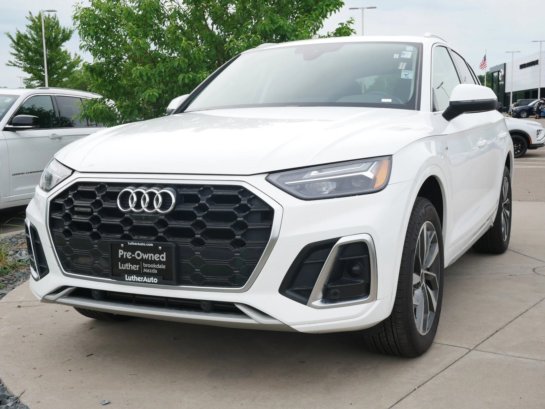 Used 2022 Audi Q5 Premium Plus with VIN WA1EAAFY1N2112124 for sale in Brooklyn Center, Minnesota