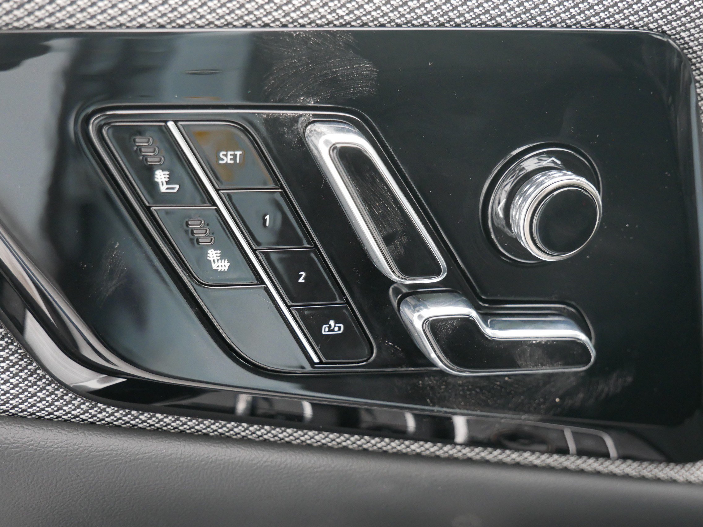 2026 Cadillac OPTIQ Sport - Photo 17