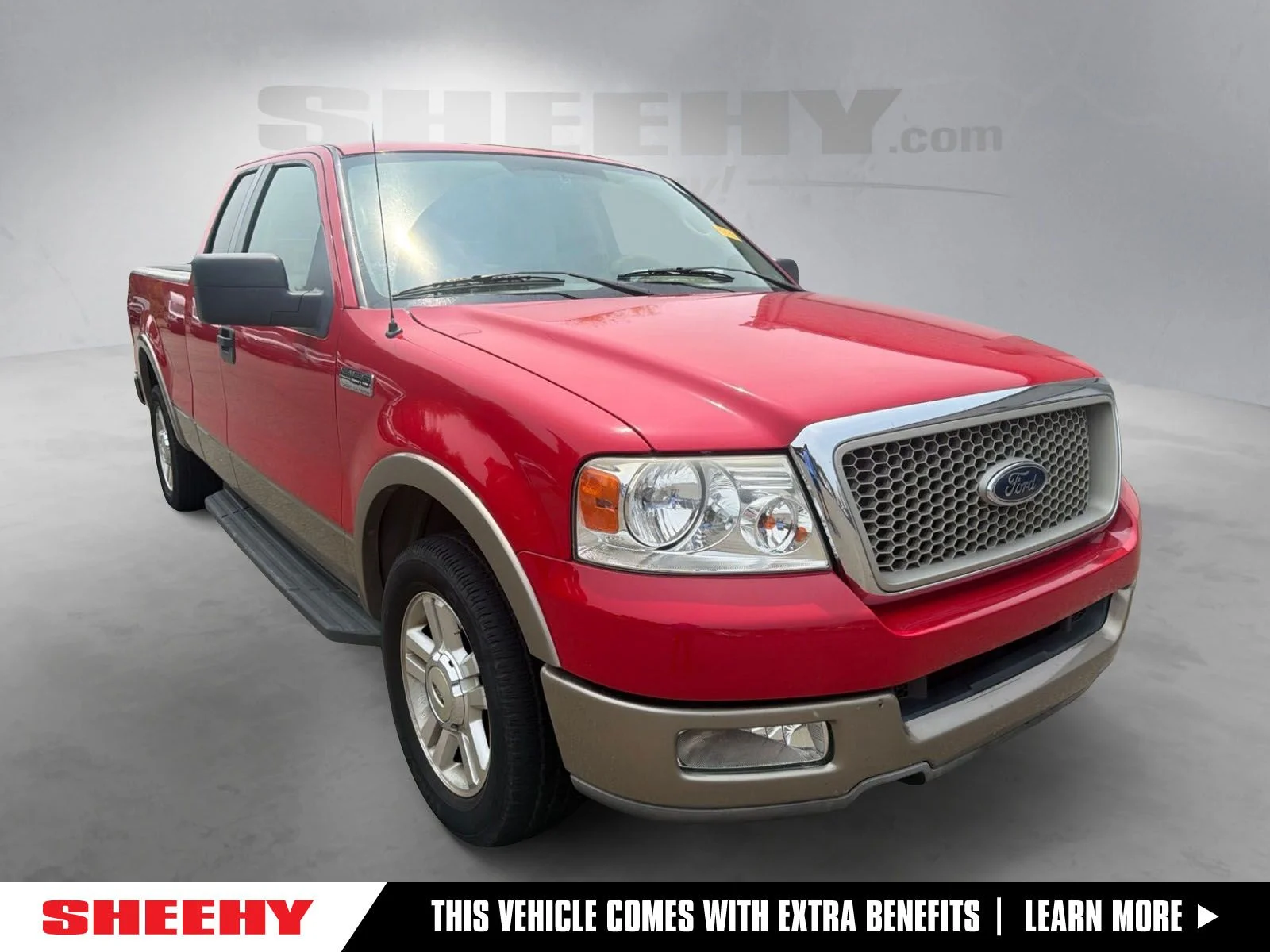 Used 2004 Red Ford Lariat image 1