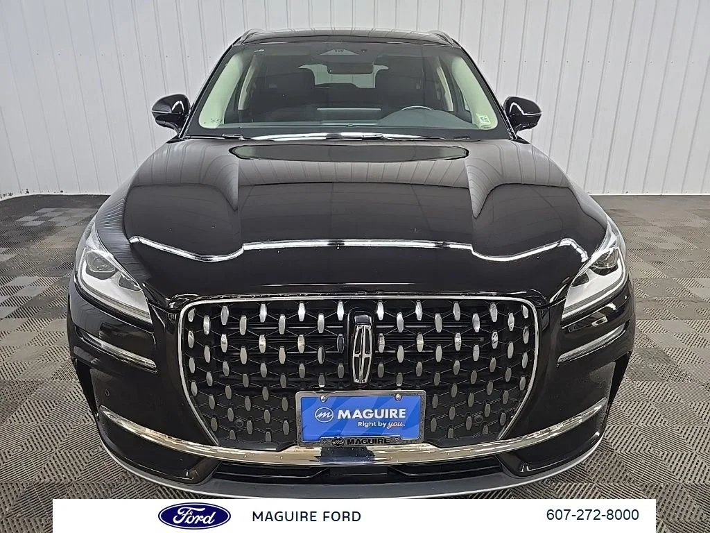 Used 2023 Black Lincoln Reserve image 10