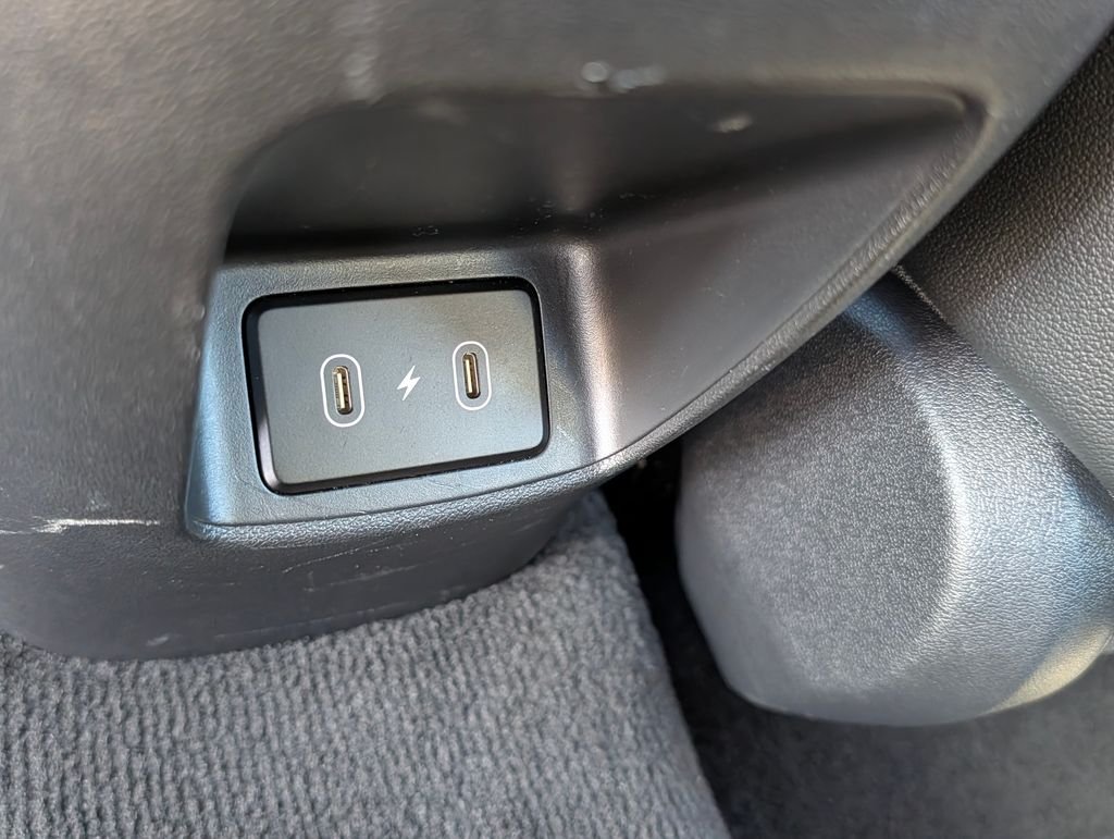 2024 Hyundai Elantra Limited - Photo 13