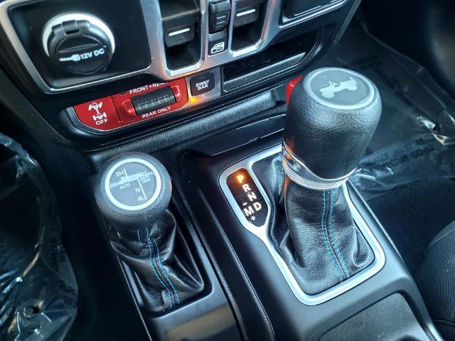 Used 2023 Silver Jeep Rubicon 4xe image 21
