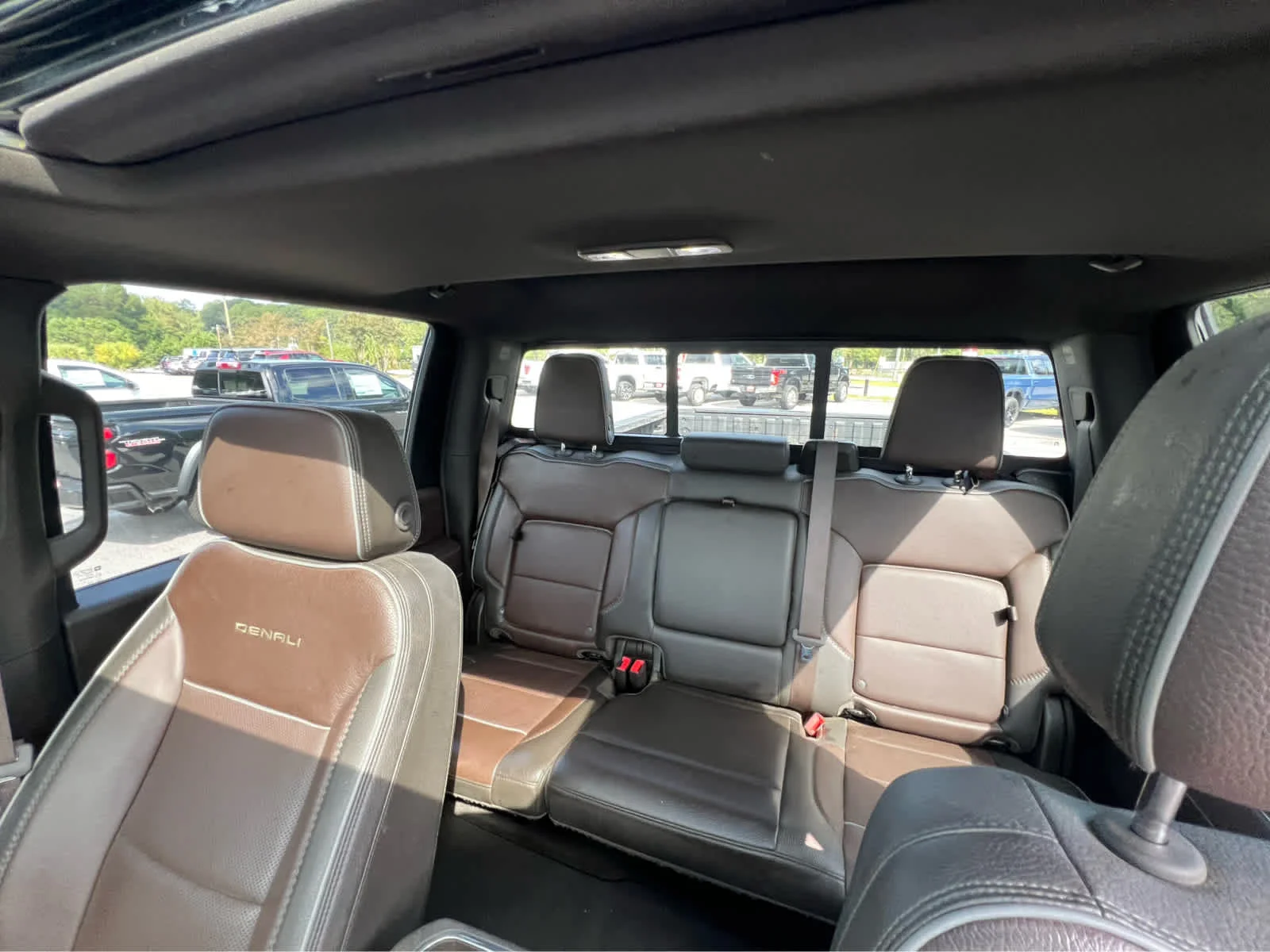 Used 2024 Onyx Black GMC Denali image 8