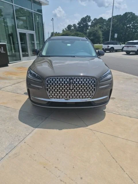 Used 2025 Gray Lincoln Premiere image 2