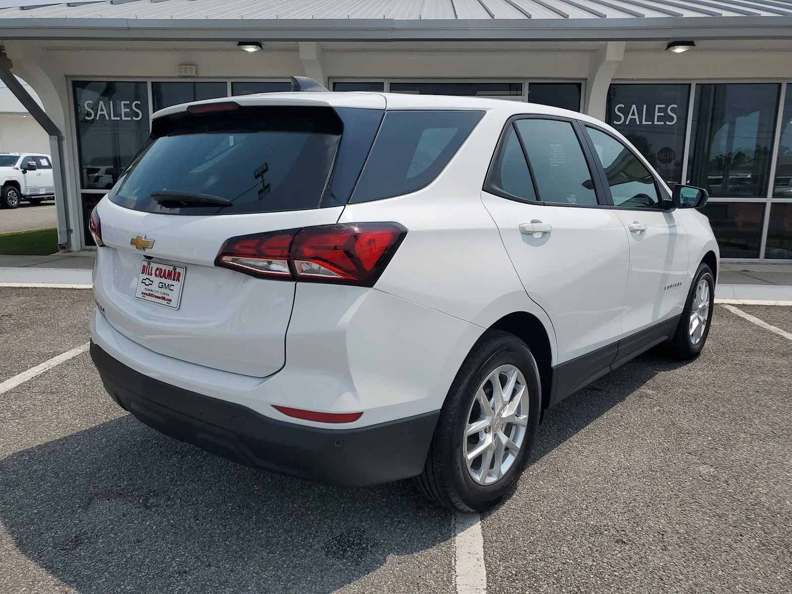 Used 2024 Summit White Chevrolet LS image 7