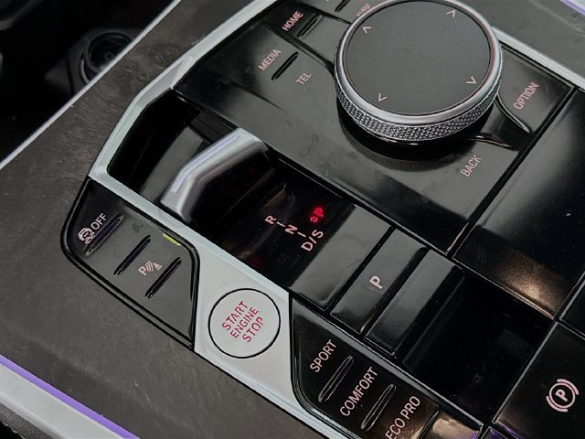 Used 2024 Skyscraper Grey Metallic BMW sDrive40i image 16