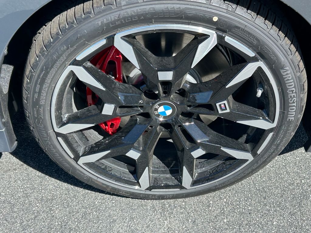 New 2026 Dravit Grey Metallic BMW 330i xDrive image 3