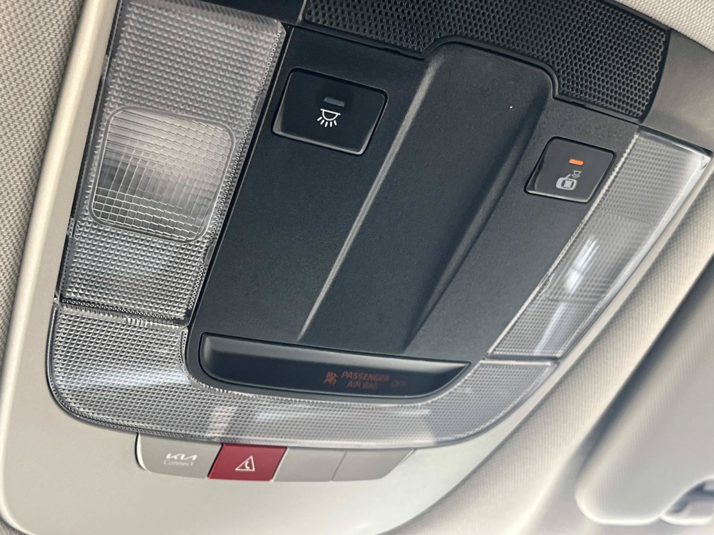 Used 2025 Glacial White Pearl Kia EX image 40