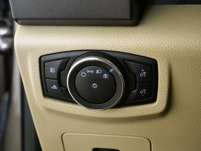 Used 2015  Ford XLT image 27