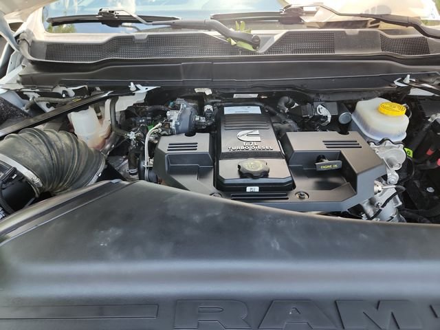 Used 2024 White Ram Laramie image 19