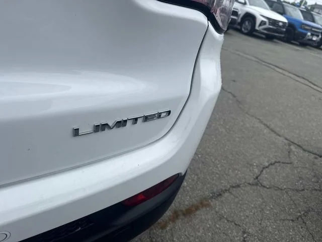 Used 2024 White Jeep Limited image 6