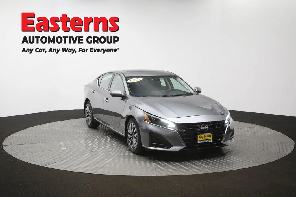 Used 2023 Gray Nissan 2.5 SV image 50