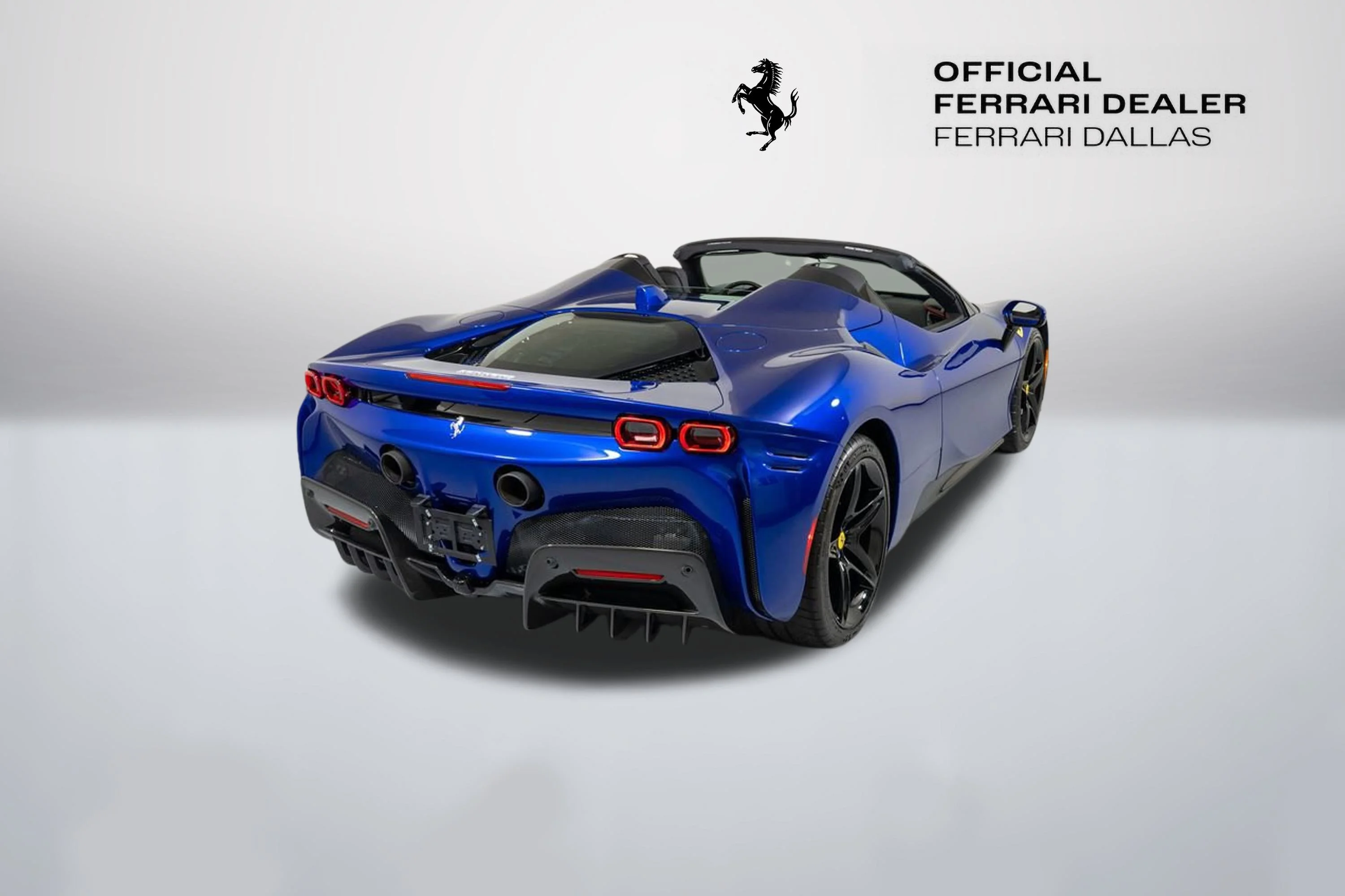 Used 2022 Extra Sample Ferrari Base image 2