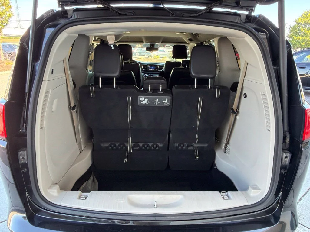 Used 2021 Black Chrysler LXI image 15